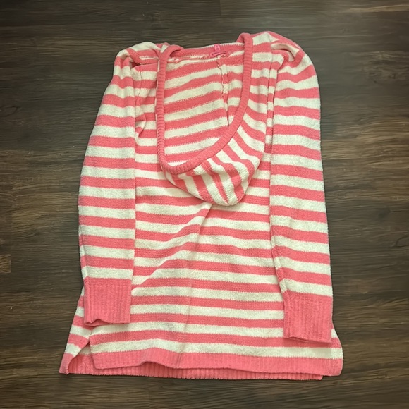 Betsy Johnson Hooded Sweatshirt - size small - Picture 2 of 4